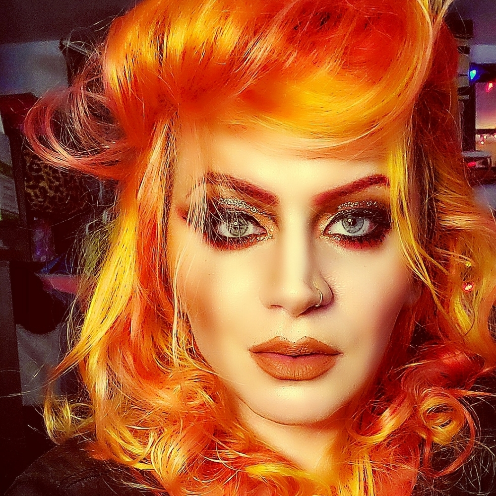 Meet your Posher, Alecia